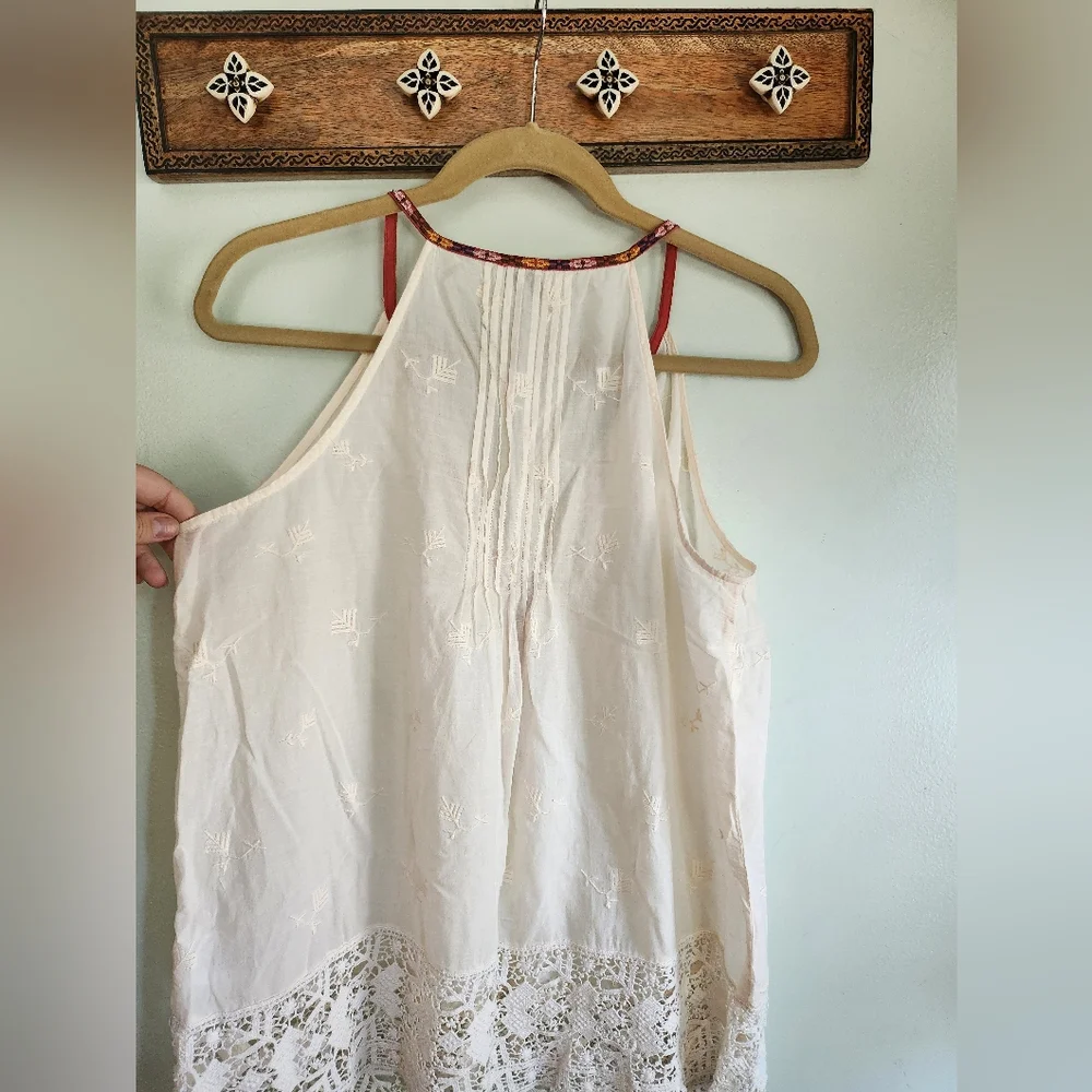 Joie Deep V Embroidered Tank Top SIZE M - Picture 6 of 6